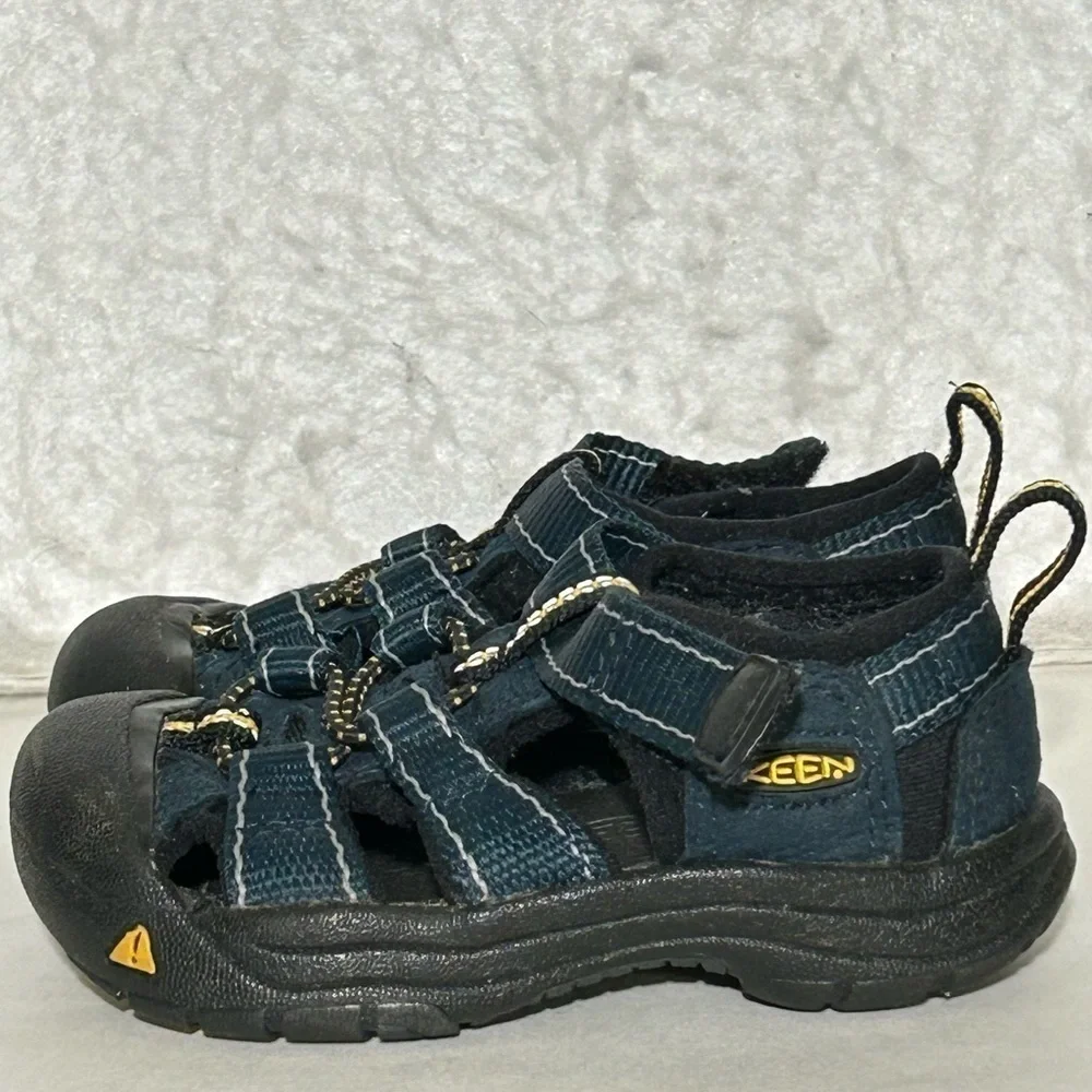 Keen Baby Newport H2 Blue Nylon Waterproof Outdoor Walking Washable Sandals SZ 4